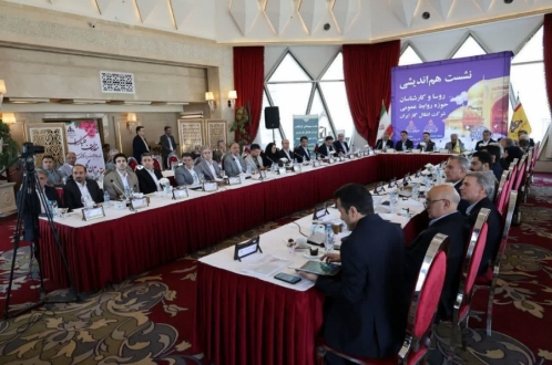 صدرنشيني روابط عمومي منطقه ۸ عملیات انتقال گاز ايران در بين مناطق دهگانه انتقال گاز ایران
